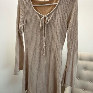 Elegant Beige Knit Dress